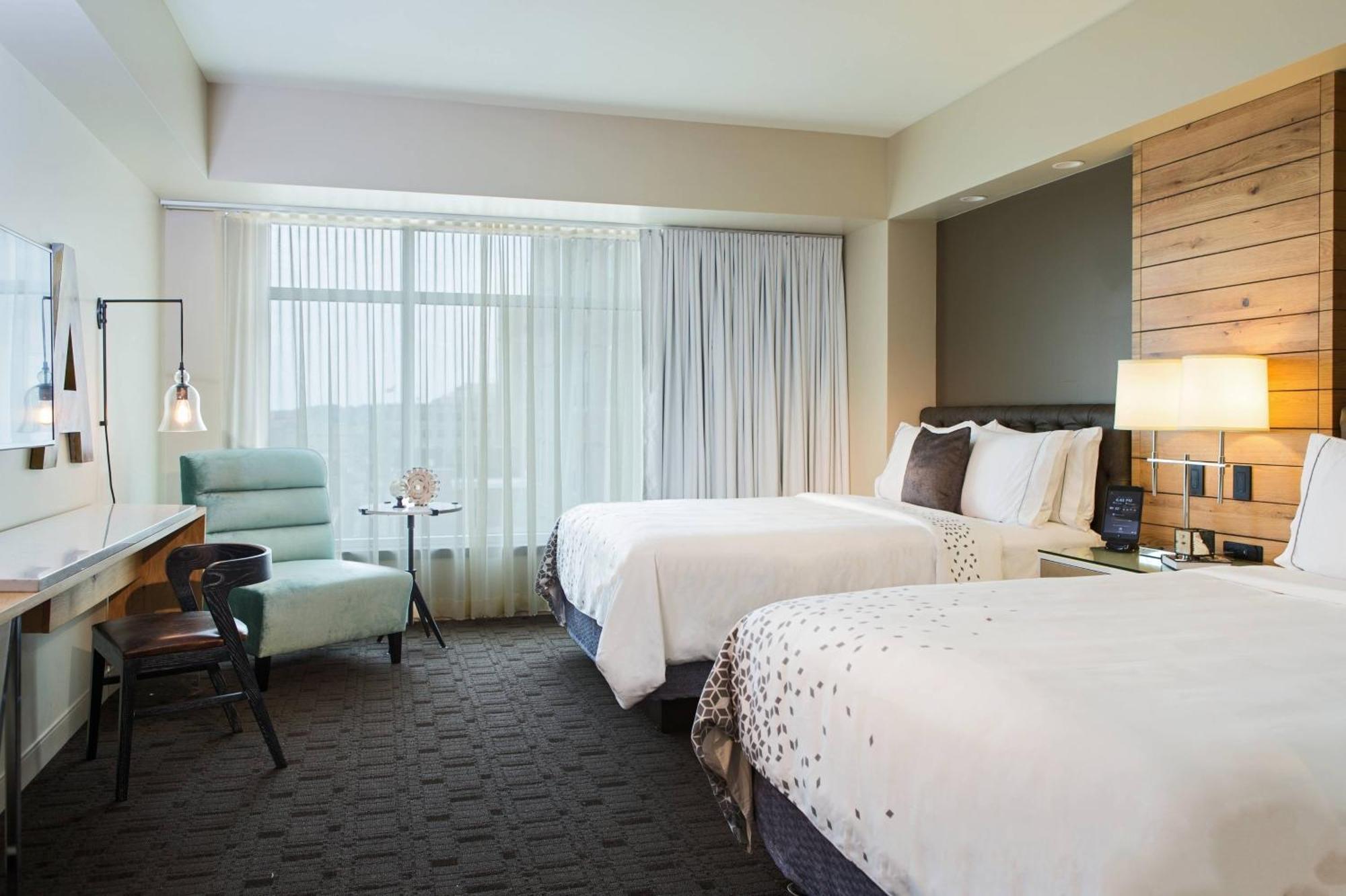Renaissance Allentown Hotel Bagian luar foto