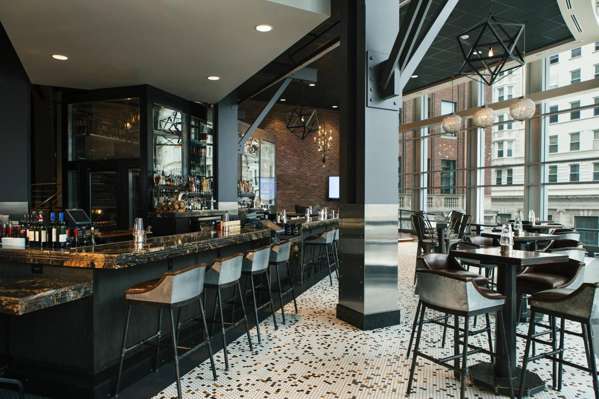 Renaissance Allentown Hotel Bagian luar foto