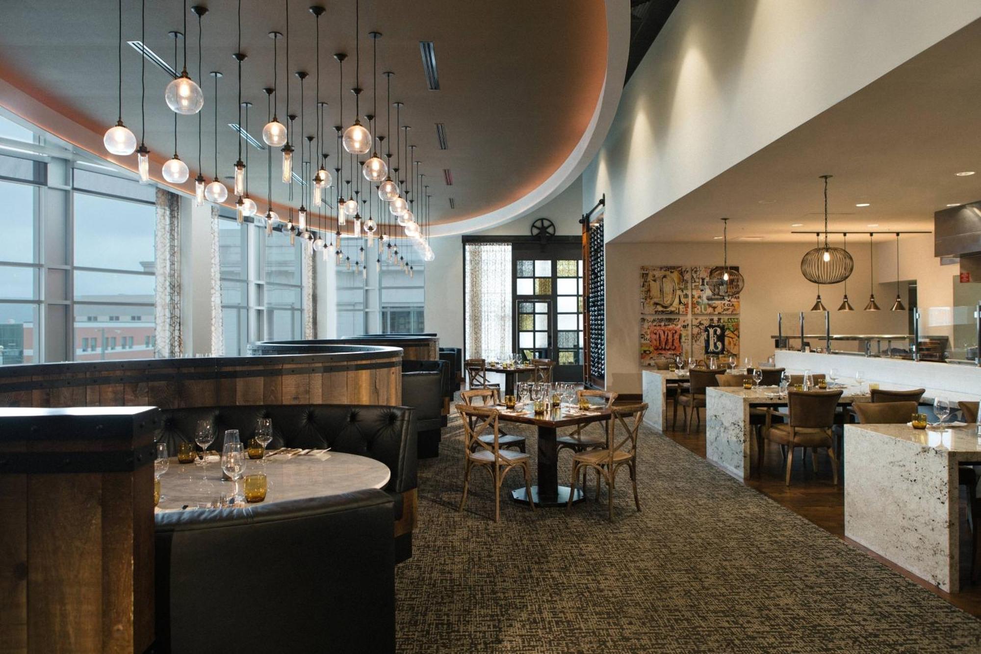Renaissance Allentown Hotel Bagian luar foto
