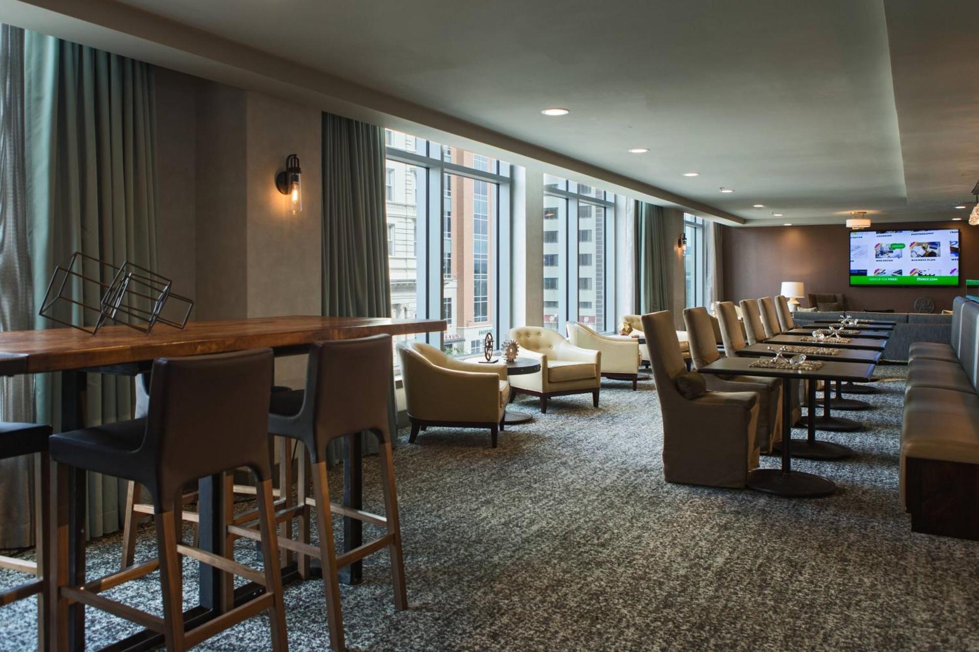 Renaissance Allentown Hotel Bagian luar foto