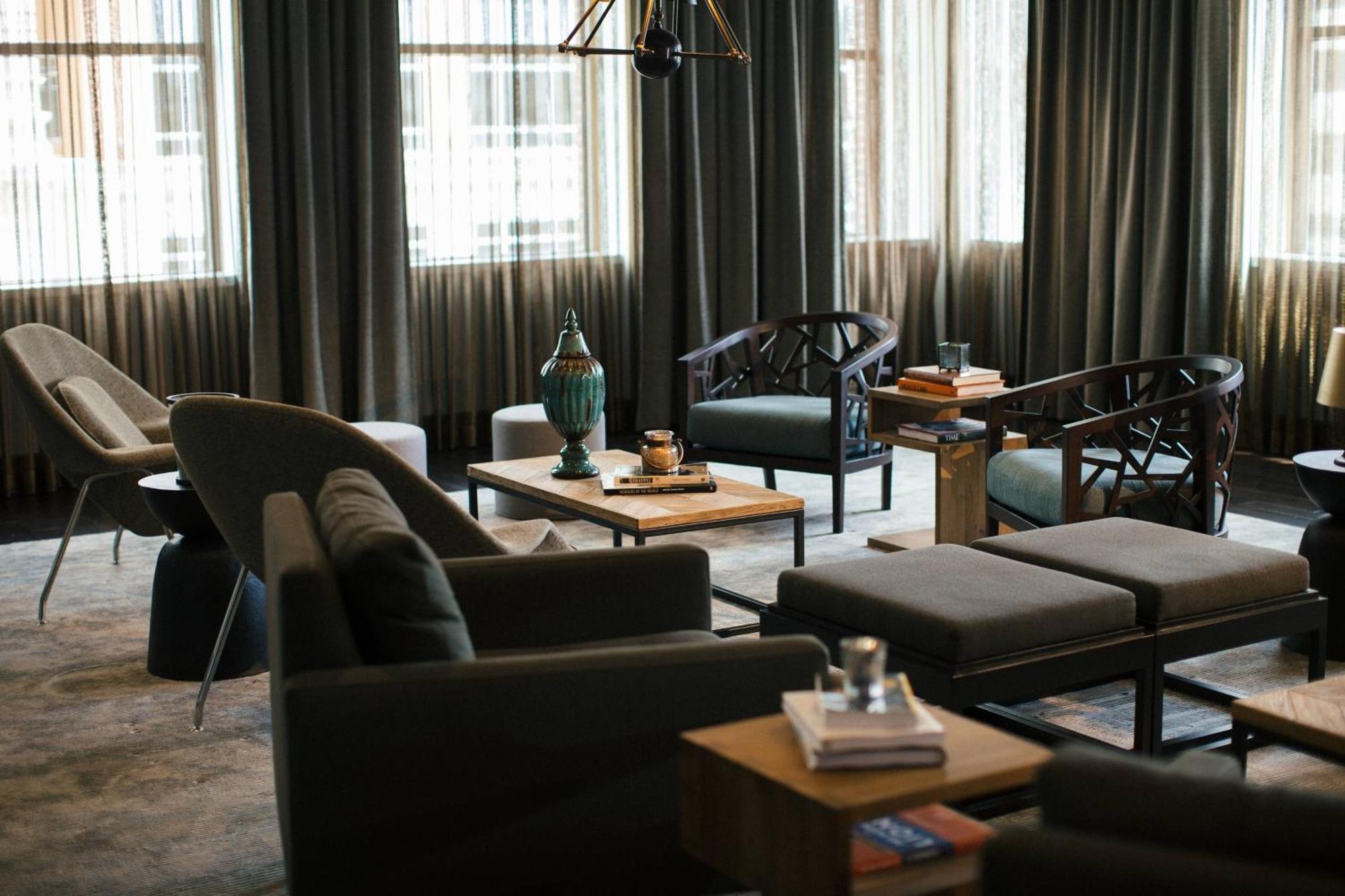 Renaissance Allentown Hotel Bagian luar foto