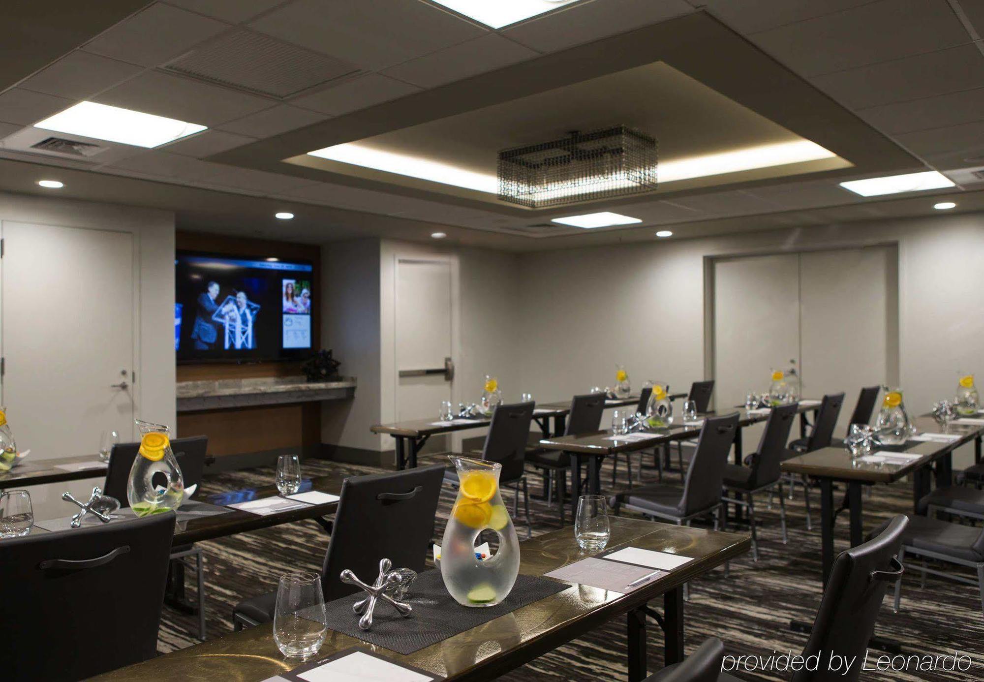 Renaissance Allentown Hotel Bagian luar foto