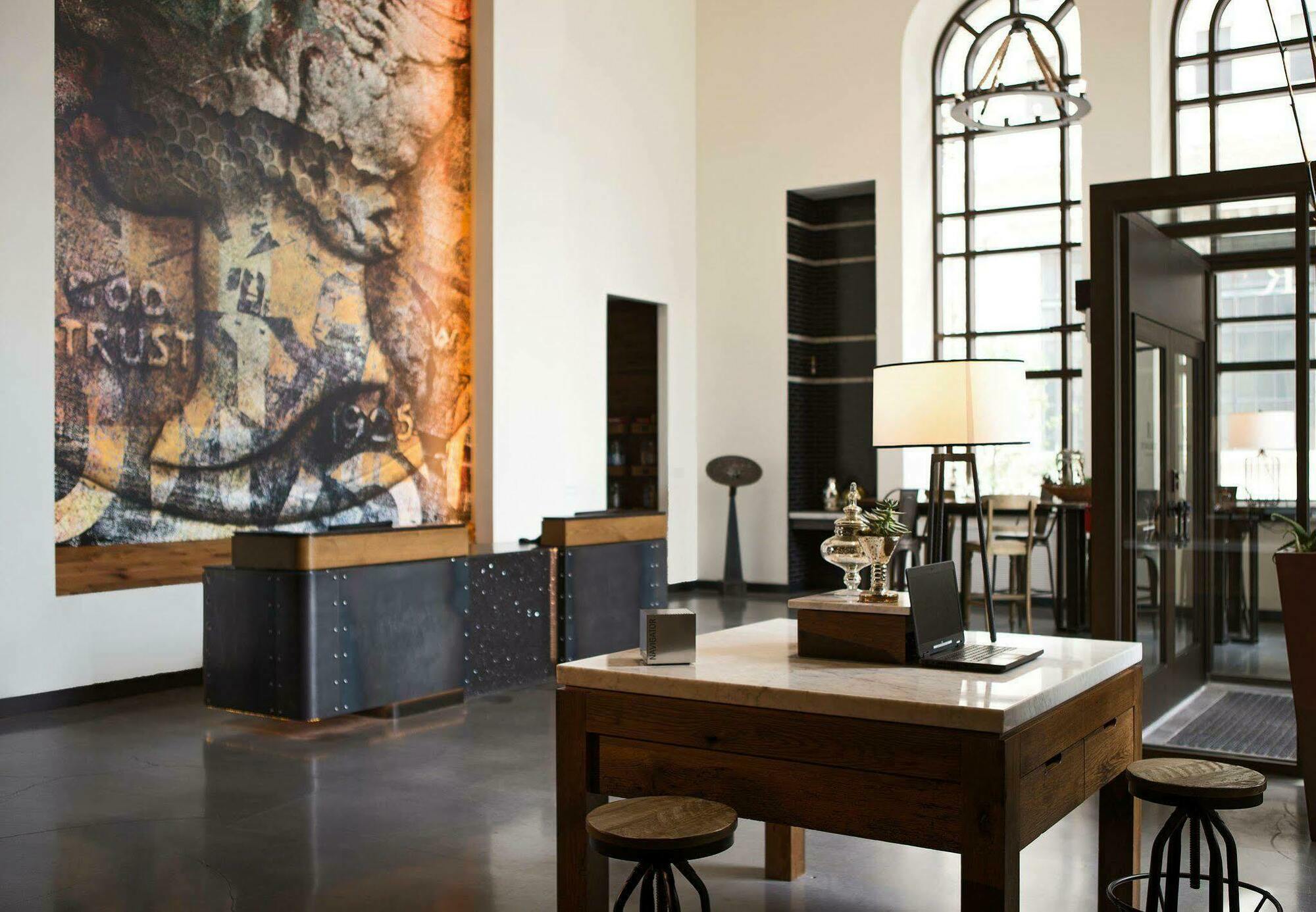 Renaissance Allentown Hotel Bagian luar foto